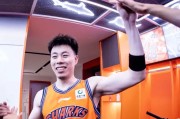 开云体育下载-生涯第四冠！张镇麟职业生涯6个赛季5进总决赛，其中4次夺冠